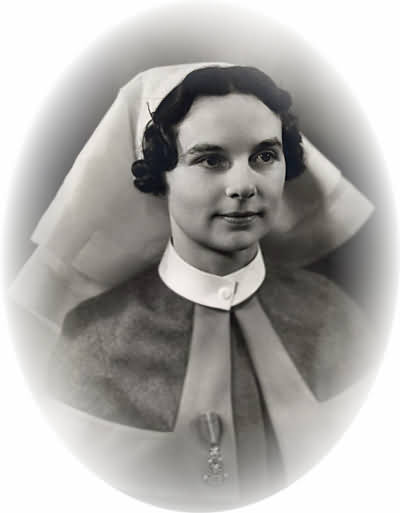 Sister Marjorie Earley SRN RM QARANC Tans