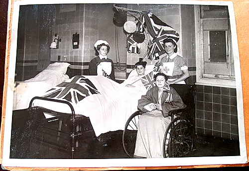 St Thomas's Hospital London Sister Nurse youg male patients